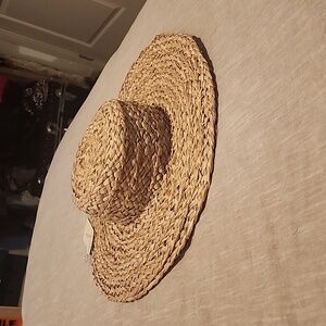 Universal Straw Hat